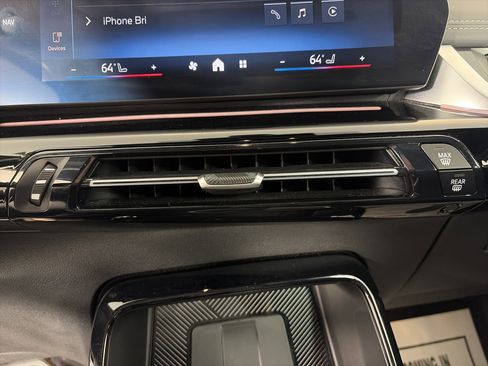 Used 2025 BMW X1 xDrive28i image 23