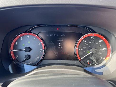 Used 2025 Nissan Frontier PRO-4X w/ Pro Convenience Package image 21