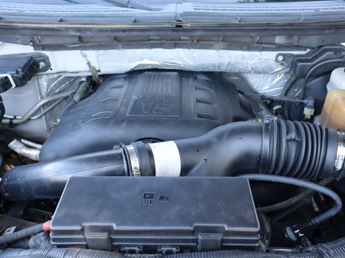 Used 2013 Ford F150 Platinum AWD/4WD image 39