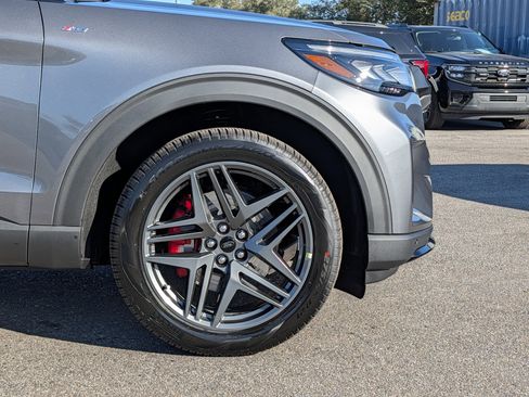 New 2026 Ford Explorer ST-Line w/ ST-Line Street Pack RWD image 12