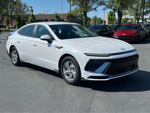 New 2026 Hyundai Sonata SE FWD image 5