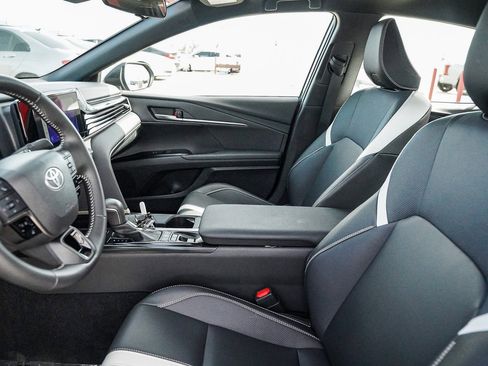 Certified 2025 Toyota Camry SE image 18