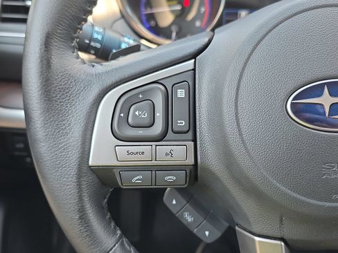 Used 2017 Subaru Outback 2.5i Limited AWD/4WD image 17