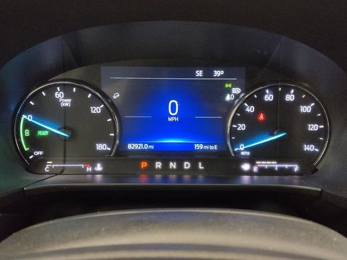 Used 2021 Ford Escape SE image 23