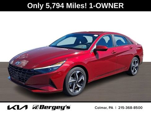 Used 2023 Hyundai Elantra SEL w/ Convenience Package FWD image 1