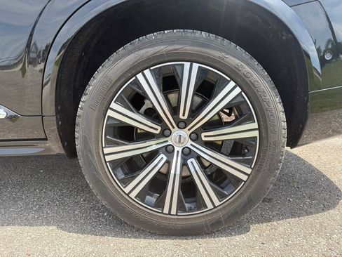 Used 2024 Volvo XC90 B6 Plus AWD/4WD image 15