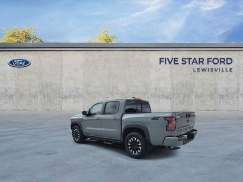 Used 2022 Nissan Frontier PRO-4X w/ Technology Package AWD/4WD image 6
