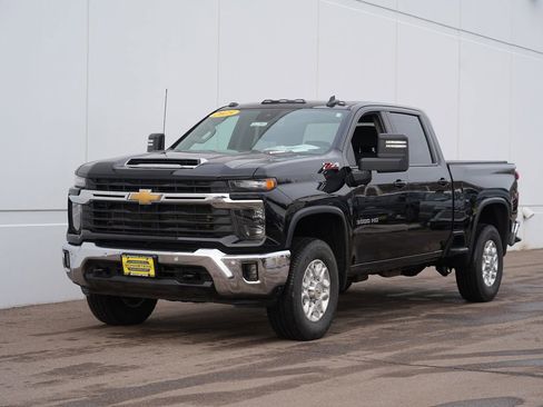 Used 2025 Chevrolet Silverado 3500 LT w/ All Star Edition image 7