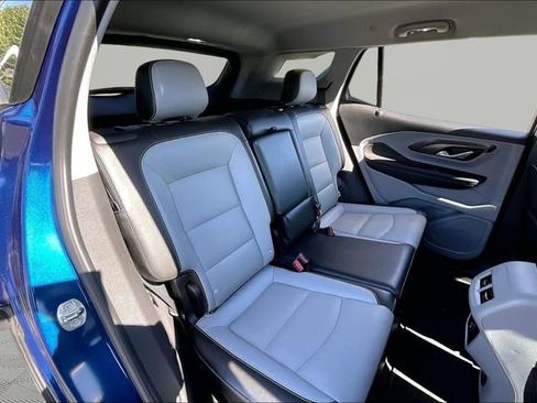 Used 2023 GMC Terrain SLT w/ LPO, Floor Liner Package FWD image 17