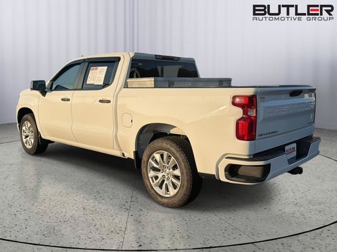 Used 2022 Chevrolet Silverado 1500 Custom RWD image 4