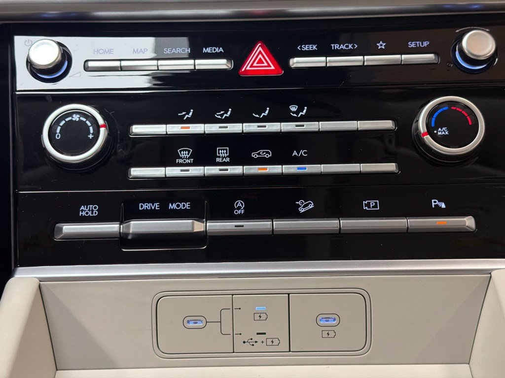 New 2027 Hyundai Santa Fe SE FWD image 17