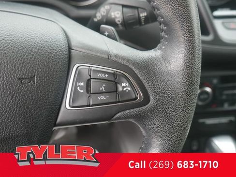 Used 2017 Ford Escape Titanium AWD/4WD image 28