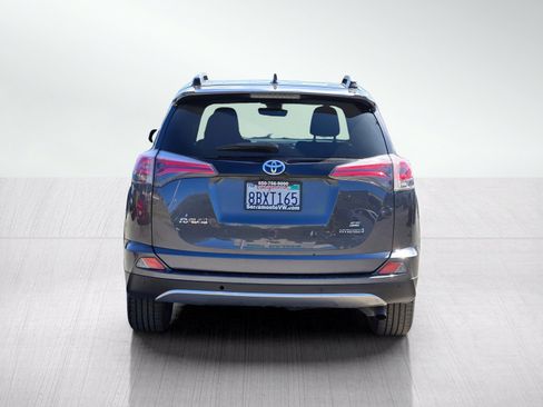 Used 2018 Toyota RAV4 SE w/ Advanced Technology Package AWD/4WD image 5