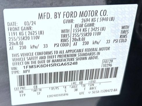 Used 2024 Ford Explorer XLT w/ Equipment Group 202A AWD/4WD image 28