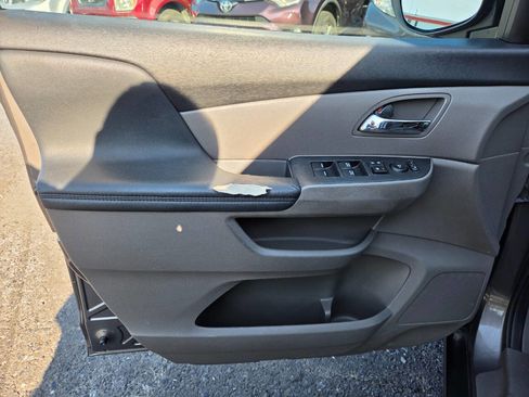 Used 2014 Honda Odyssey EX-L image 16