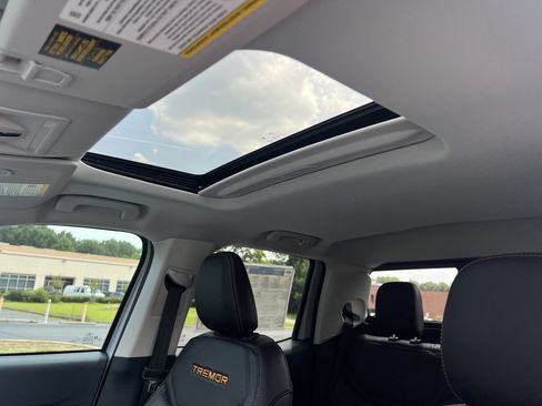 New 2026 Ford Maverick Tremor AWD/4WD image 11