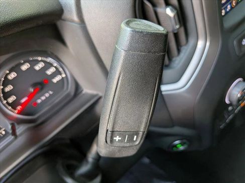 Used 2022 Chevrolet Silverado 1500 Custom image 14