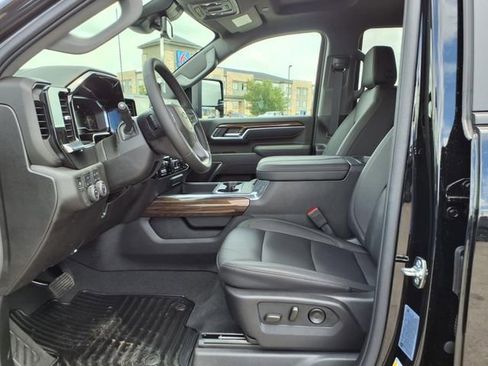 New 2025 Chevrolet Silverado 2500 LT w/ Trail Boss Package image 15