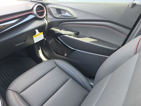 New 2026 Chevrolet Trax RS w/ Driver Confidence Package FWD image 18