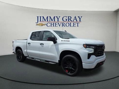 New 2026 Chevrolet Silverado 1500 RST w/ Redline Edition AWD/4WD image 7