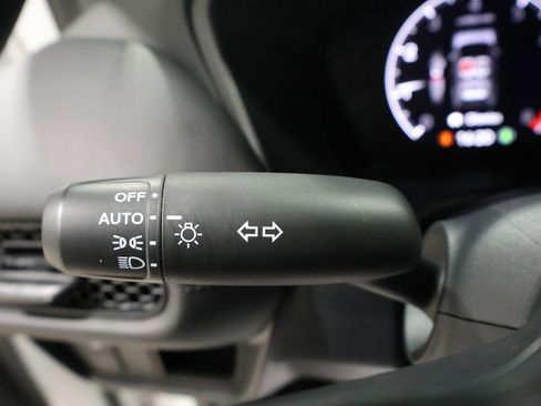 Used 2024 Honda HR-V LX image 36