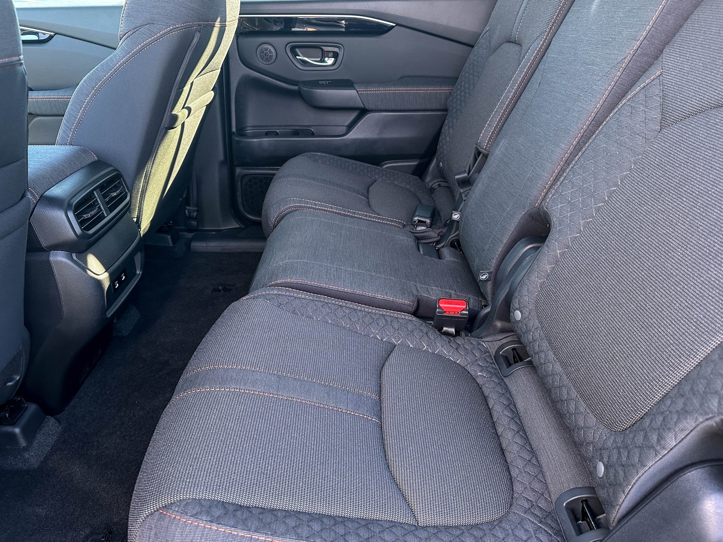 New 2026 Honda Pilot Sport image 15