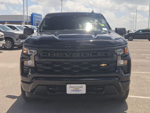 Used 2026 Chevrolet Silverado 1500 Custom RWD image 8