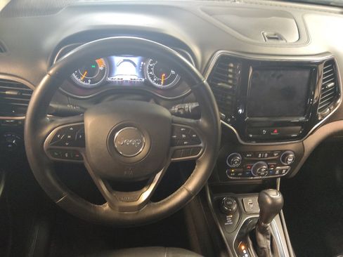 Used 2019 Jeep Cherokee Limited AWD/4WD image 22
