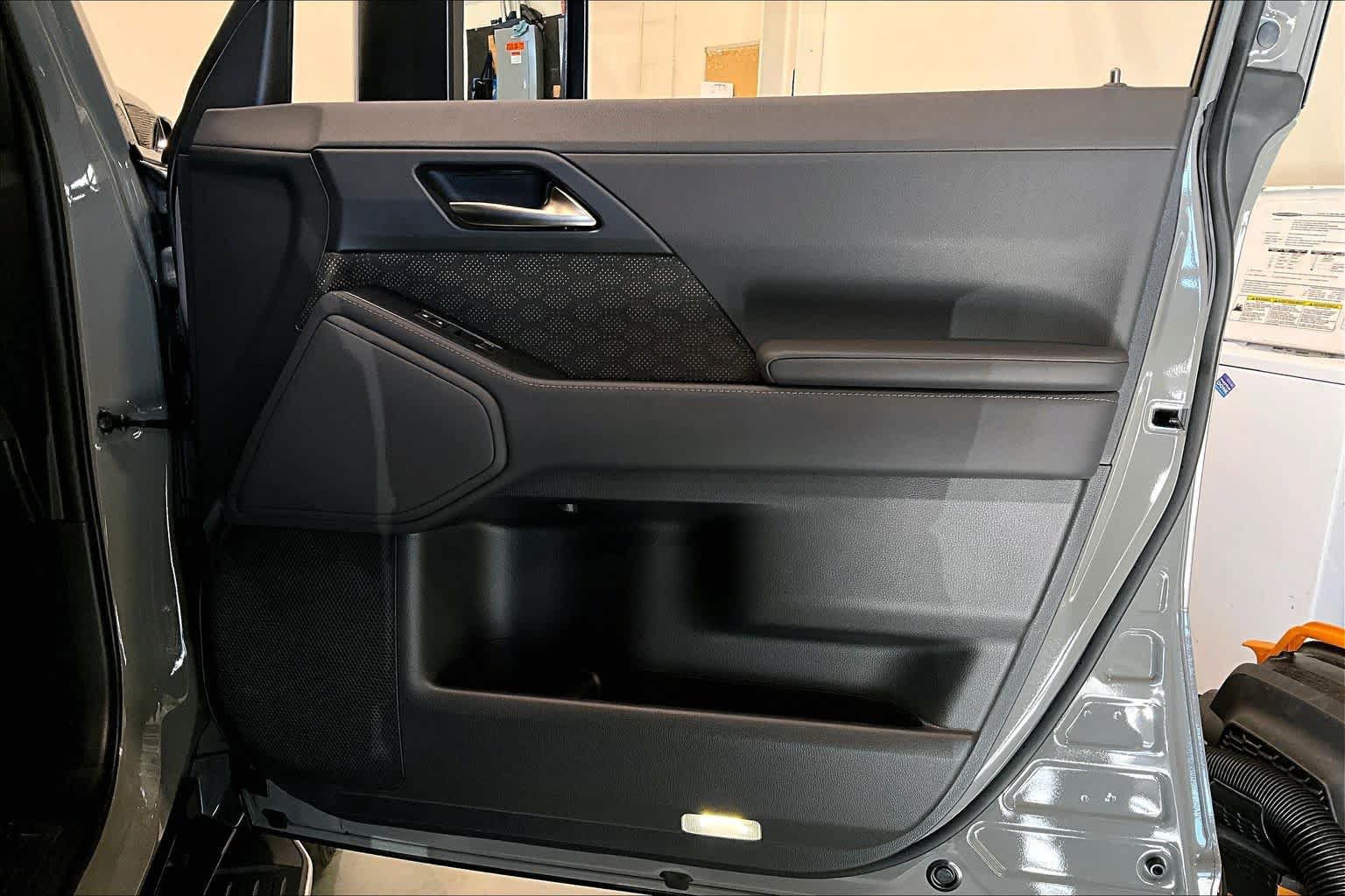 Certified 2026 Lexus GX 550 w/ Accessory Package (2T) AWD/4WD image 29
