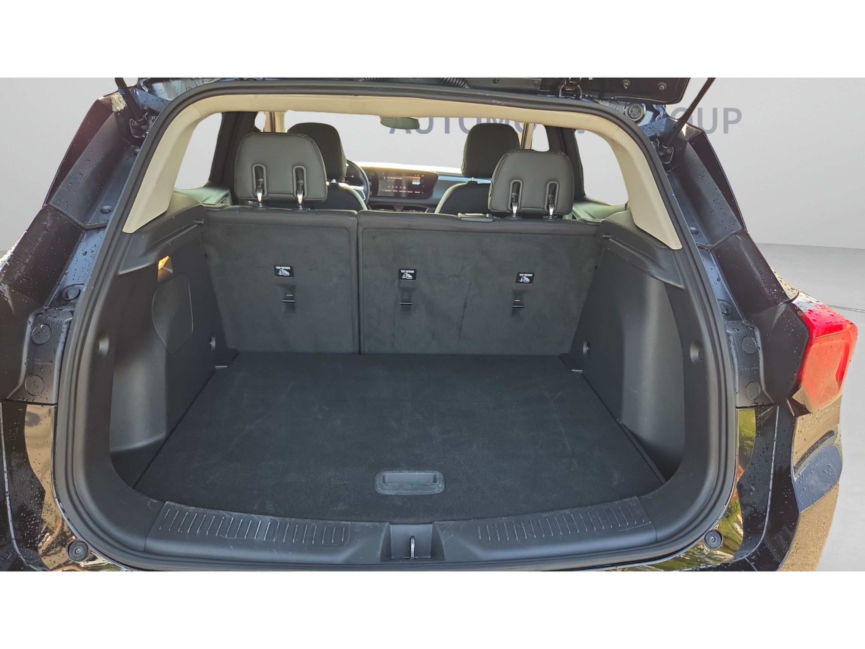 Certified 2024 Buick Encore GX Sport Touring AWD/4WD image 14