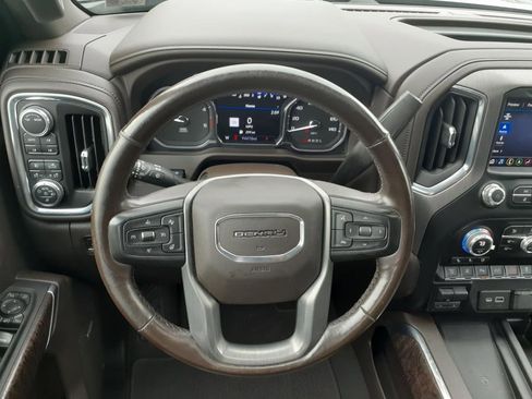 Used 2023 GMC Sierra 3500 Denali w/ Denali Ultimate Package AWD/4WD image 7