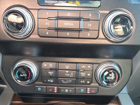 Used 2020 Ford F150 Lariat w/ Equipment Group 502A Luxury image 38