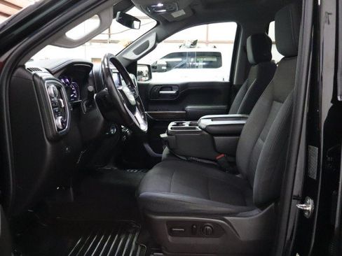 Used 2019 GMC Sierra 1500 SLE w/ SLE Value Package AWD/4WD image 6