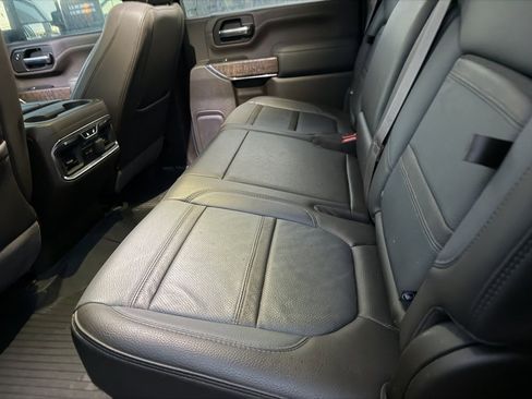 Used 2023 GMC Sierra 2500 Denali w/ Denali Ultimate Package image 28
