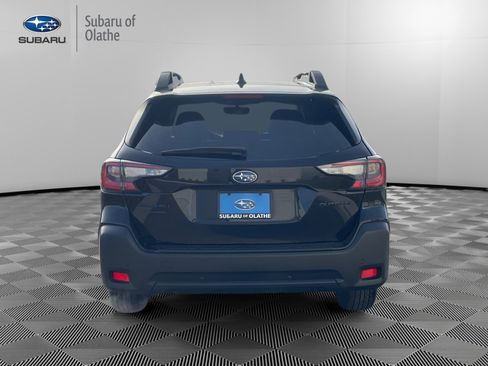 Used 2025 Subaru Outback Onyx Edition image 10