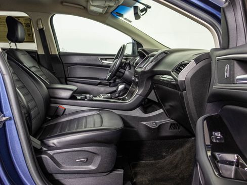 Used 2018 Ford Edge SEL w/ Equipment Group 201A AWD/4WD image 47