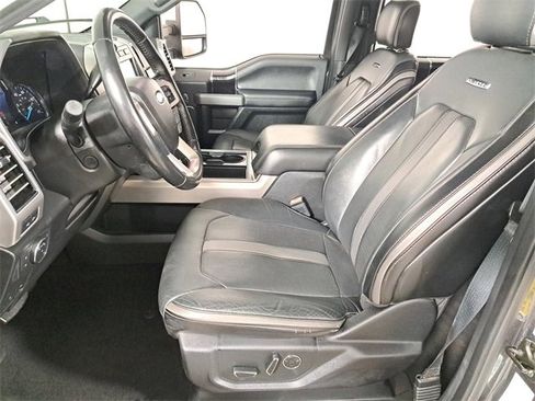 Used 2019 Ford F250 Platinum image 19
