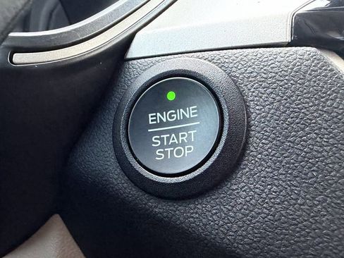 Used 2022 Ford Escape SEL FWD image 28