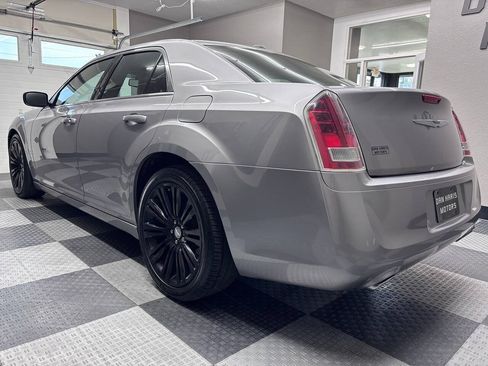 Used 2013 Chrysler 300 S RWD image 10