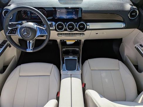 New 2026 Mercedes-Benz GLB 250 image 13