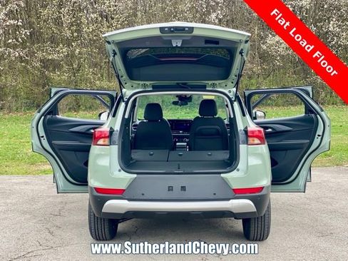 New 2026 Chevrolet TrailBlazer LT w/ Driver Confidence Package AWD/4WD image 38