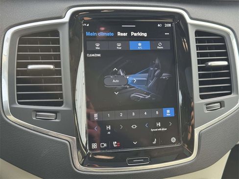 Certified 2024 Volvo XC90 B5 Core w/ Climate Package image 26