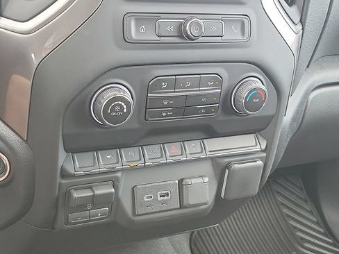 New 2026 Chevrolet Silverado 1500 Custom w/ Turbomax Blackout Package AWD/4WD image 18