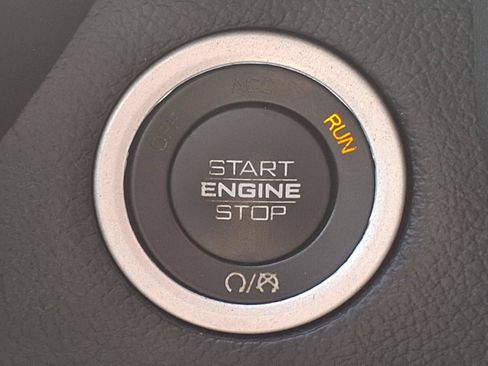 Used 2021 RAM 1500 Laramie w/ Sport Appearance Package RWD image 12