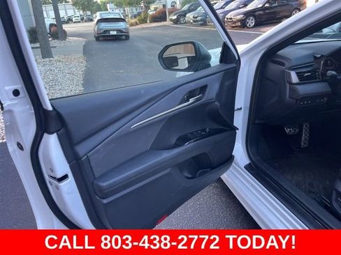 Used 2026 Toyota Camry SE FWD image 5