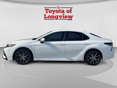 Certified 2021 Toyota Camry SE FWD image 2