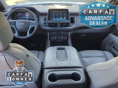 Used 2024 Chevrolet Suburban LT image 18