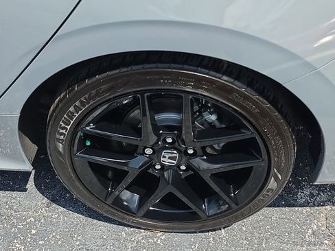 Used 2025 Honda Civic Sport image 8
