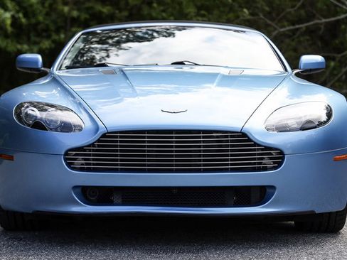 Used 2007 Aston Martin V8 Vantage Roadster RWD image 17