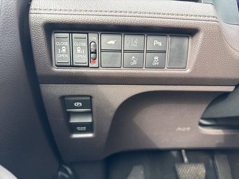 Used 2020 Honda Odyssey Elite image 21